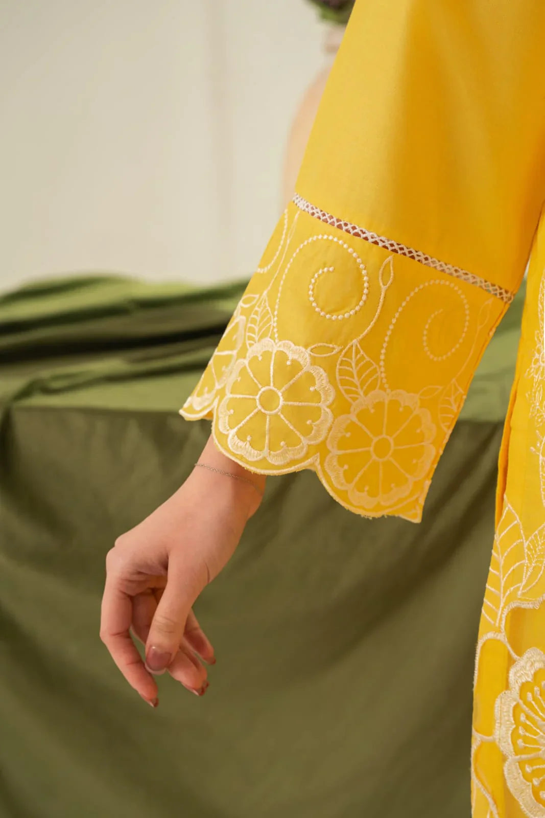Surya Embroidered 3Pc