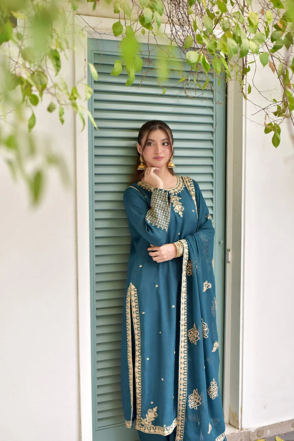 Yasmeen Embroidered 3Pc