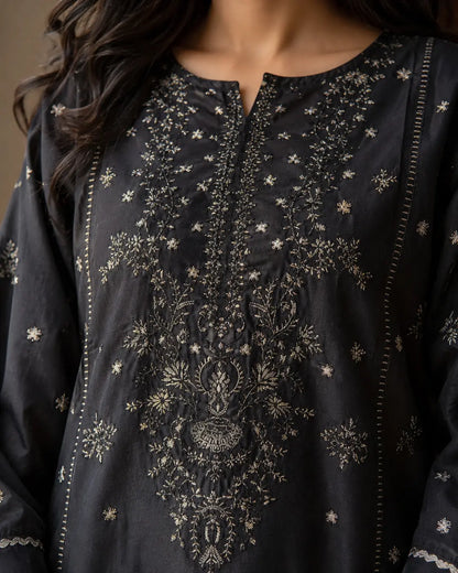 Mannat Embroidered 3pc